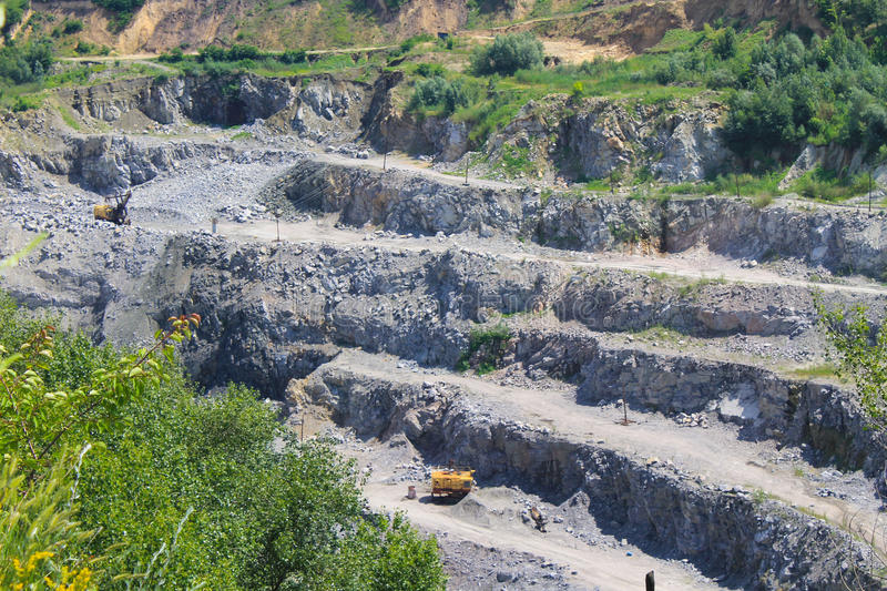国家发改委：鼓励、支持矿产资源开发基地和矿山项目建设(图1)