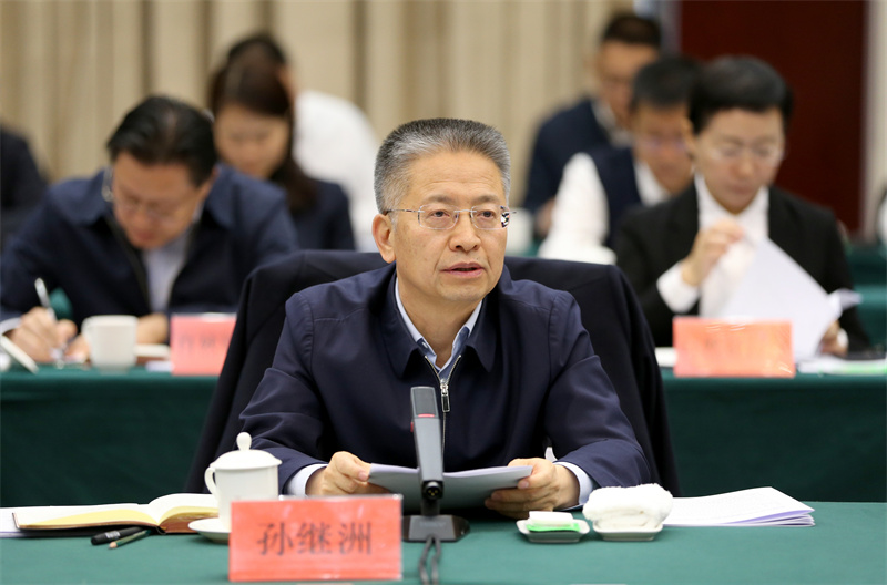 人民会客厅“找矿行动”再突破 为中国式现代化新疆实践作出自然资源贡献(图1)