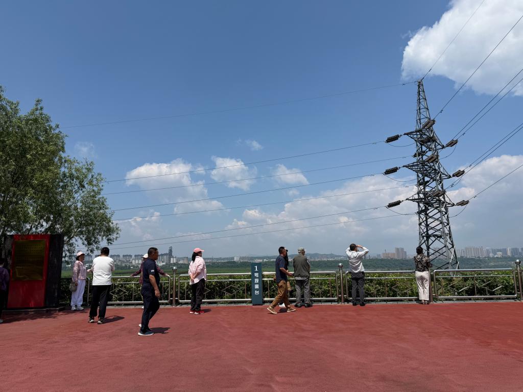 中央媒体看辽宁丨新华社：让“工业伤疤”长出春天——辽宁加快废弃矿山治理观察(图1)