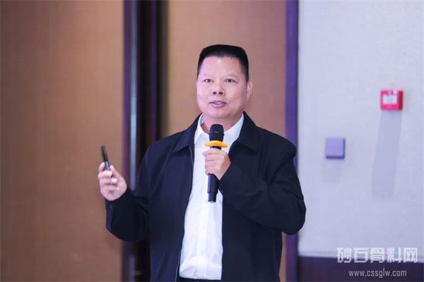 探边摸底！新矿法进一步完善矿业权人合法权益(图3)