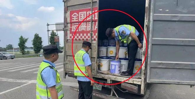 曝光！这些危险化学品储存、运输违法违规行为被查处(图2)