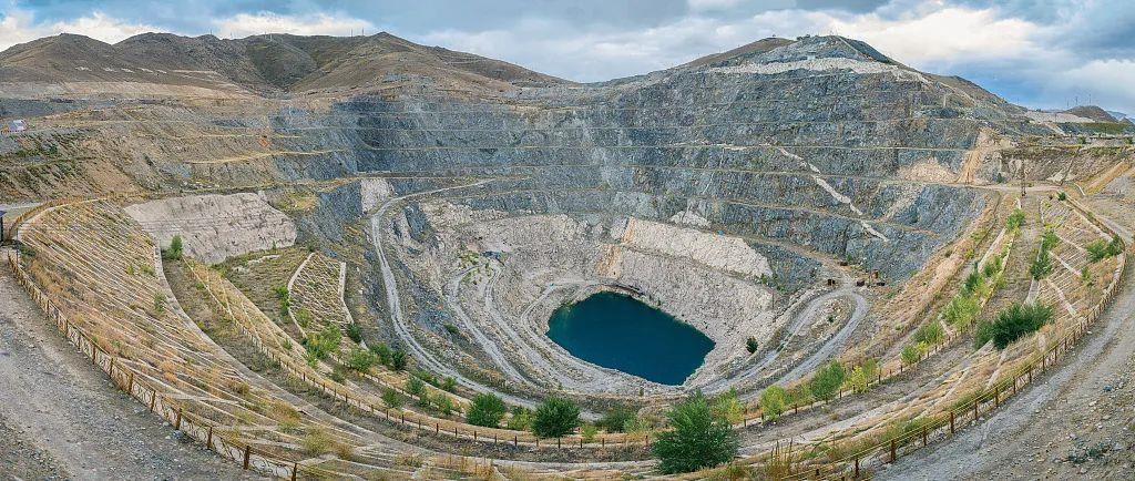 印尼承诺公平对待各国关键矿产投资与美国达成能源贸易协议(图1)