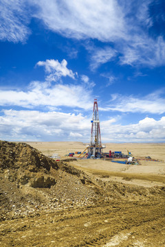 九游娱乐：2025年油气储量产量均创历史新高(图1)