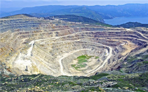 新疆塔城：推介百个优质矿权 共绘矿业新蓝图(图1)